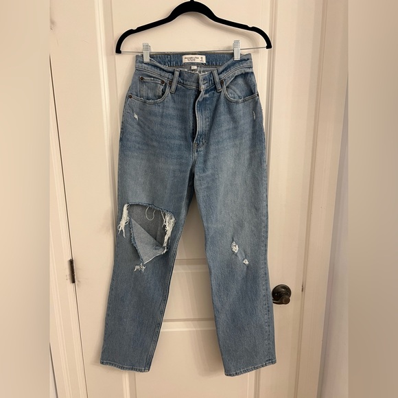 Abercrombie - 90s straight ultra high rise - Picture 1 of 3
